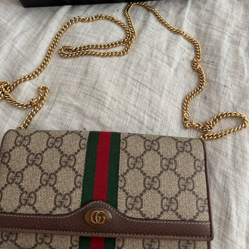 Gucci Monogram Wallet with Red and Green Stripe - Picture 3 of 3